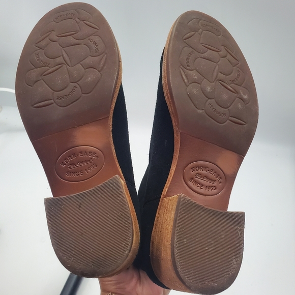 Kork-Ease Rennt Suede Booties Black - Picture 5 of 8